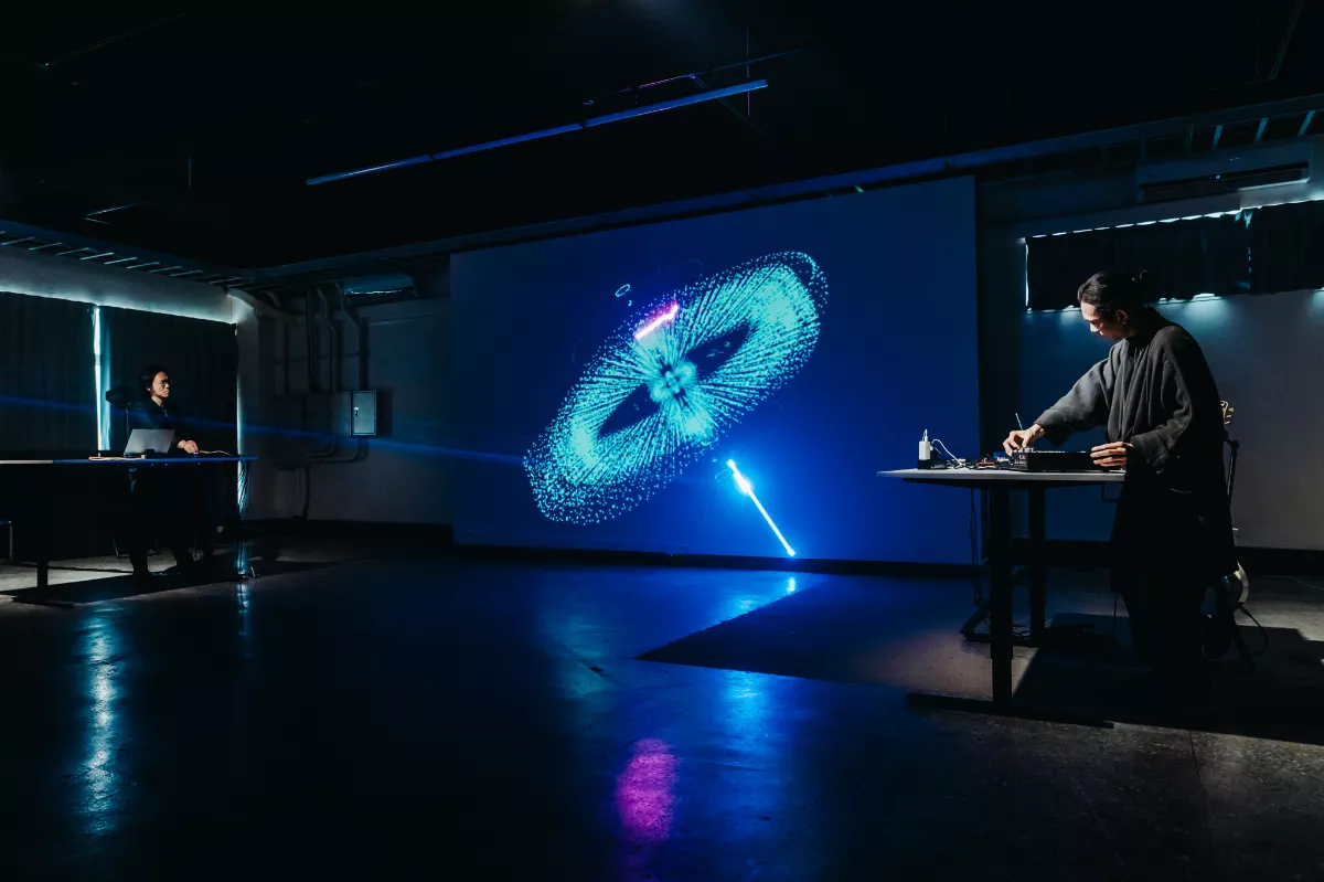 光音如詩　張方禹攜手韓承燁共創《December Nite》 